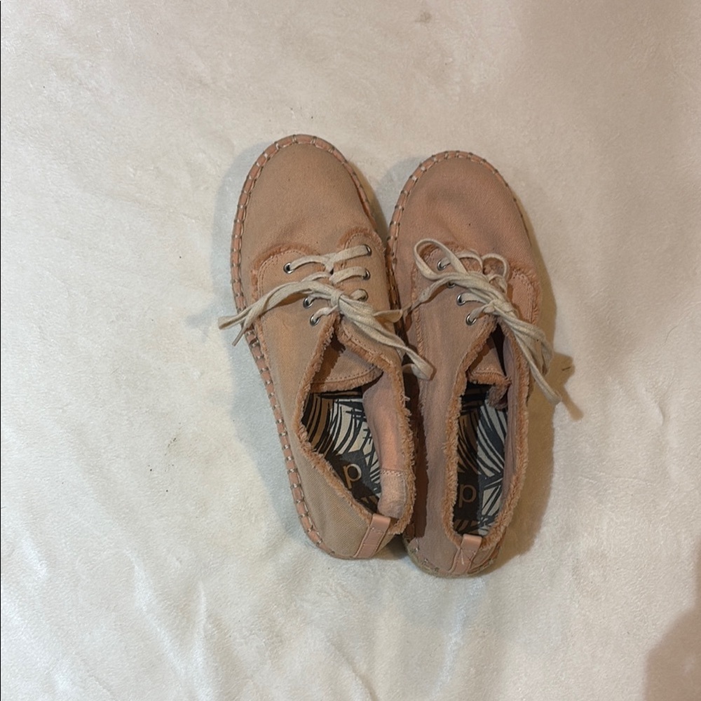 Kids Tan Shoes